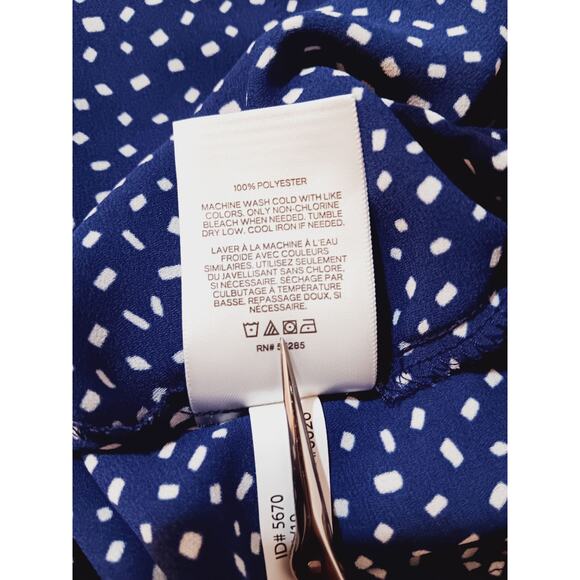 EXPRESS Cute Tie Top Blouse XS Front Pockets Blousy Fit Navy Blue Career Casual - Picture 5 of 8